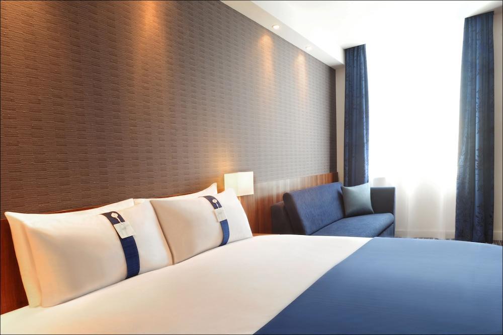 Holiday Inn Express Birmingham - Snow Hill By Ihg Exterior photo