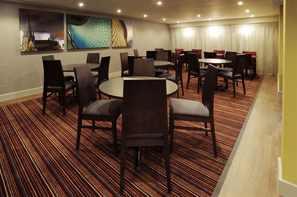 Holiday Inn Express Birmingham - Snow Hill By Ihg Exterior photo