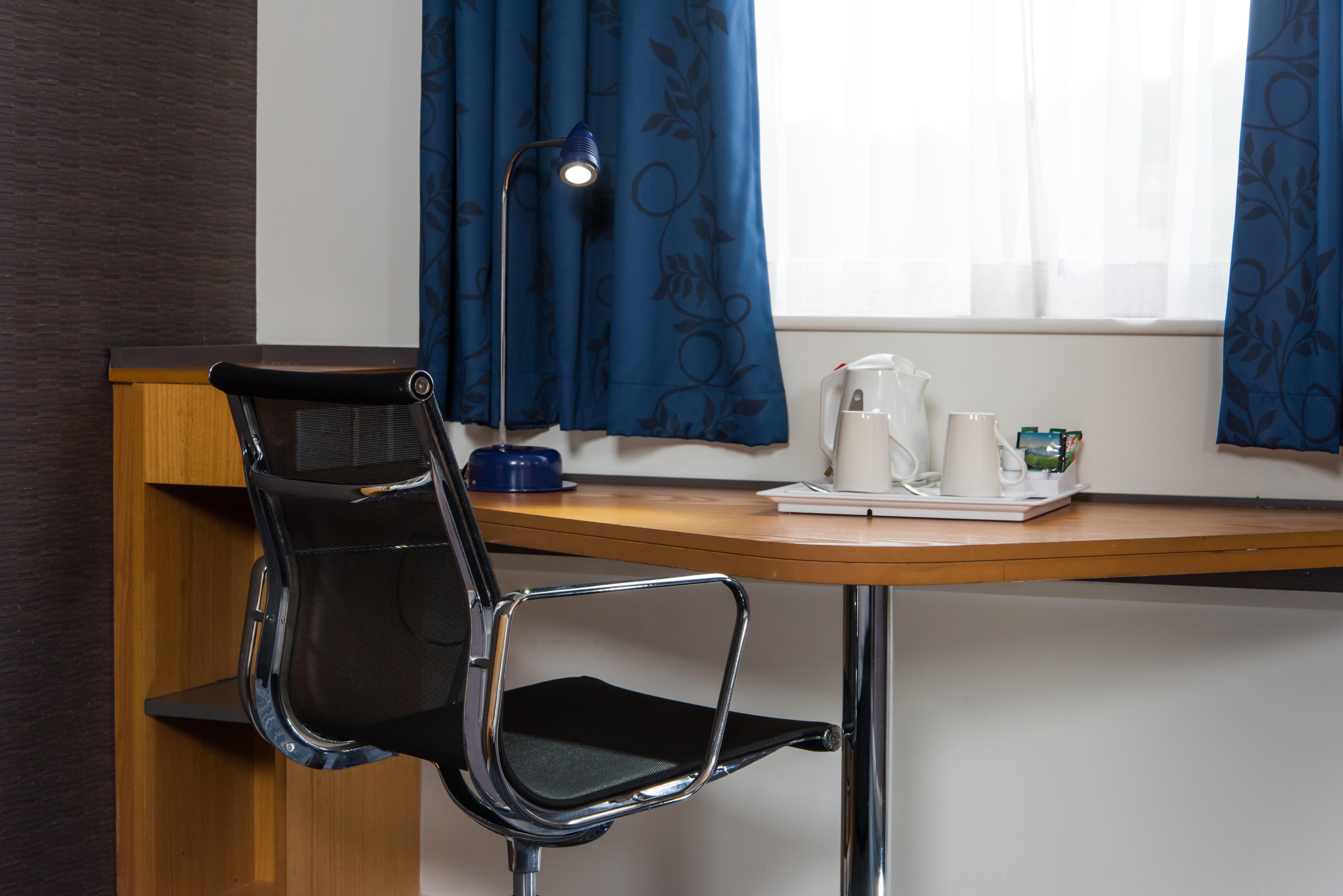 Holiday Inn Express Birmingham - Snow Hill By Ihg Exterior photo