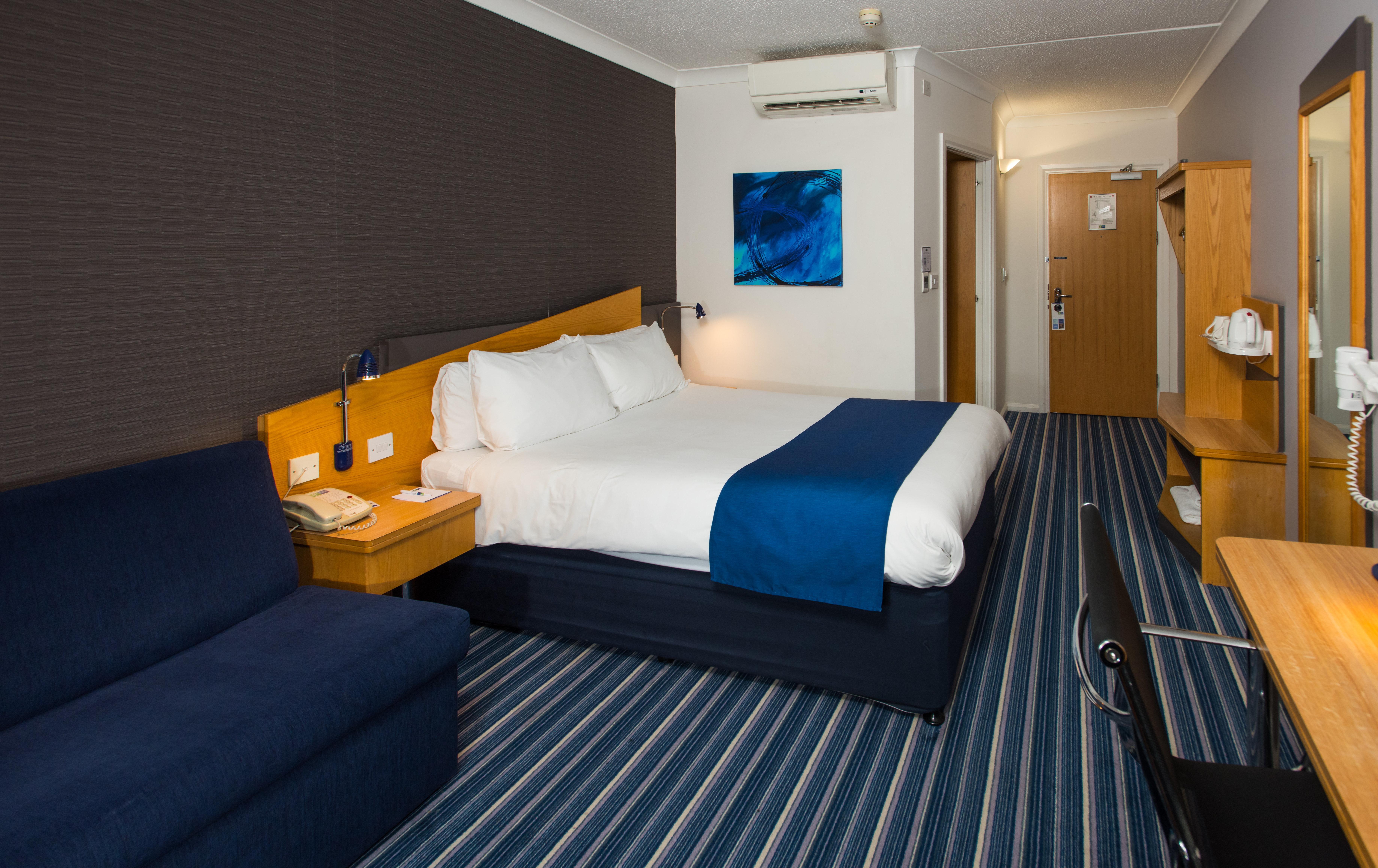 Holiday Inn Express Birmingham - Snow Hill By Ihg Exterior photo