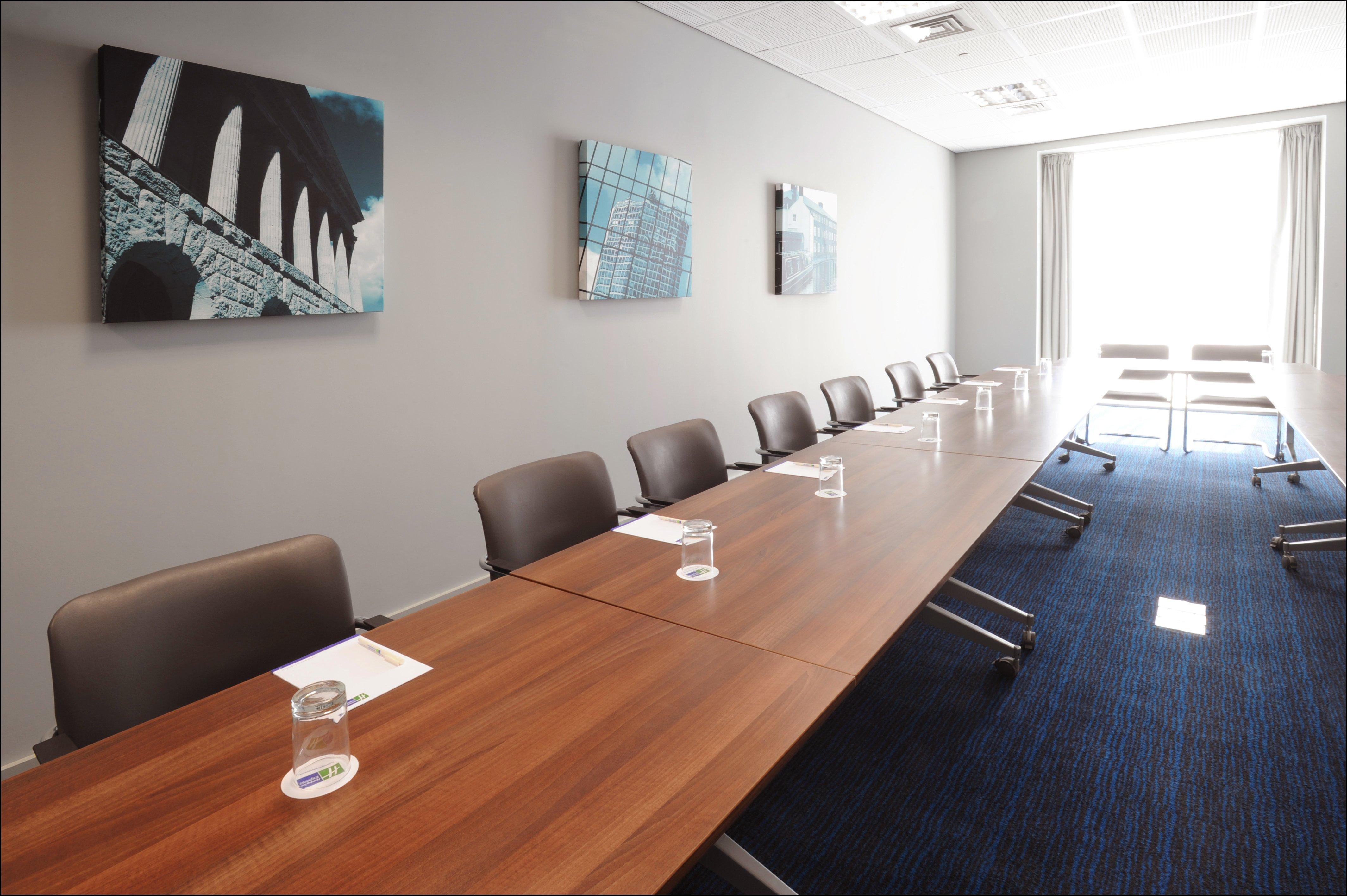 Holiday Inn Express Birmingham - Snow Hill By Ihg Exterior photo