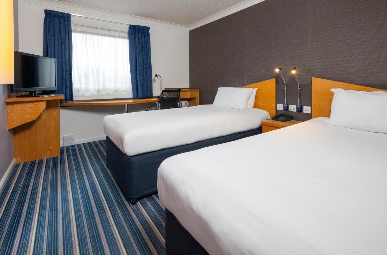 Holiday Inn Express Birmingham - Snow Hill By Ihg Exterior photo