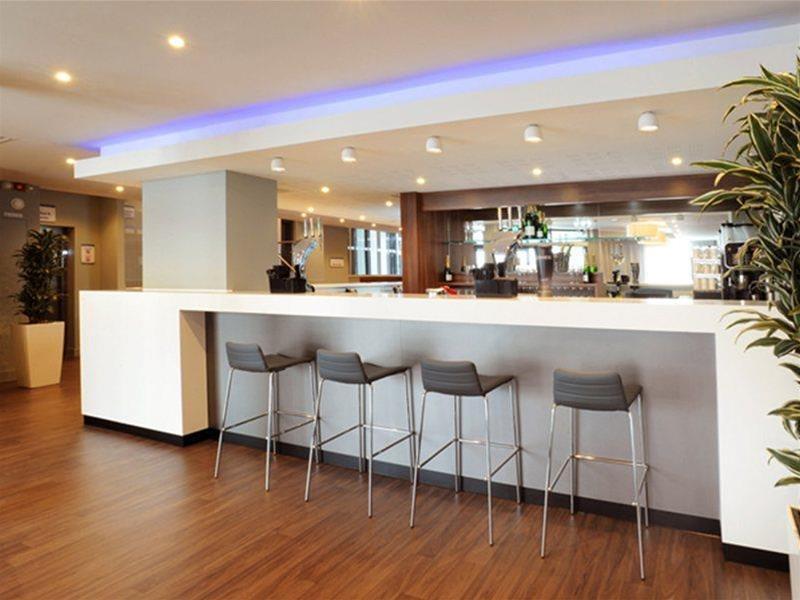 Holiday Inn Express Birmingham - Snow Hill By Ihg Exterior photo