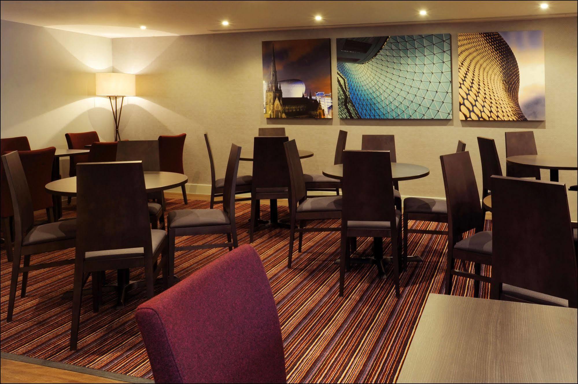 Holiday Inn Express Birmingham - Snow Hill By Ihg Exterior photo